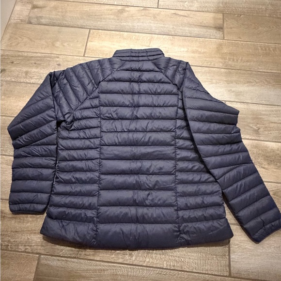Patagonia Women's Down Sweater jacket in a navy blue color XL New with tags - Picture 11 of 12